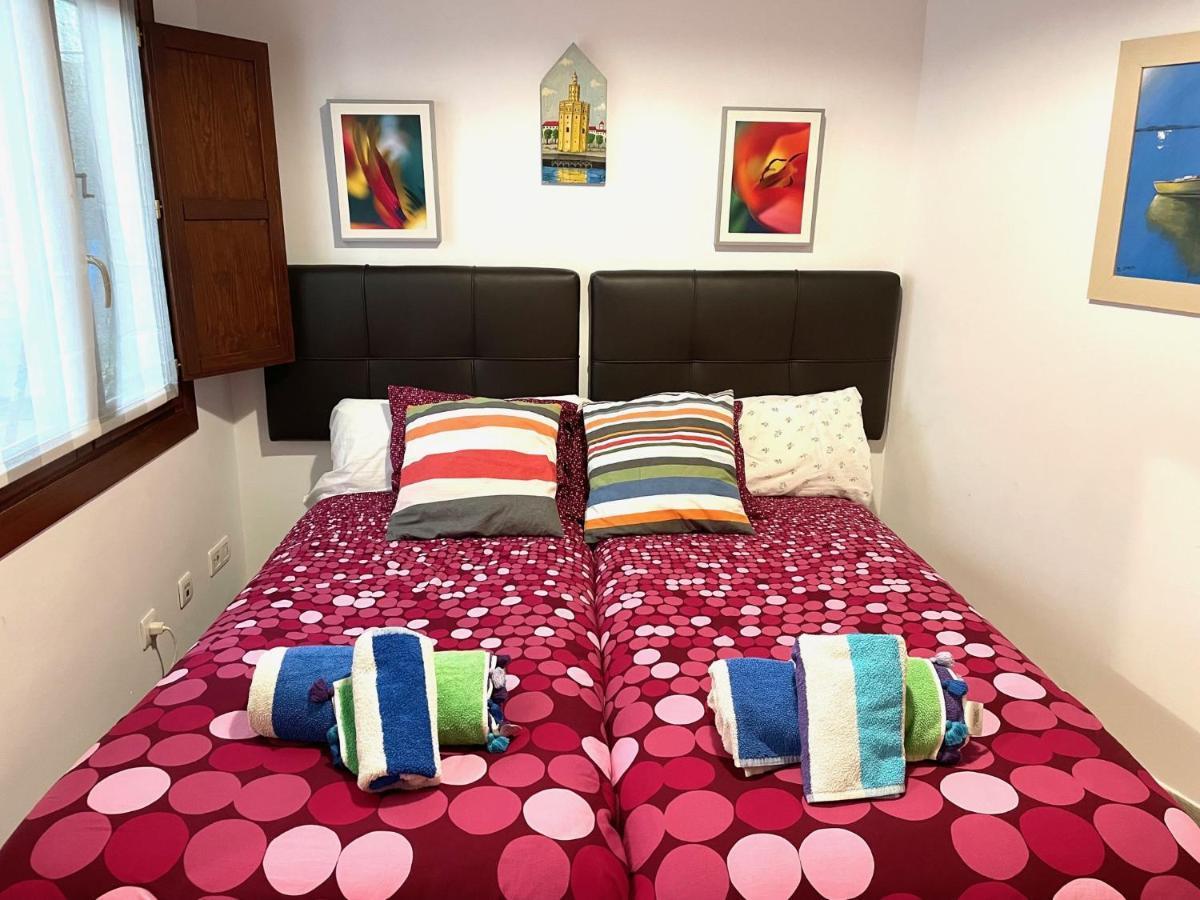 Apartamento Centro Plaza Salvador, Wifi Free& Parking Opcional セビリア エクステリア 写真