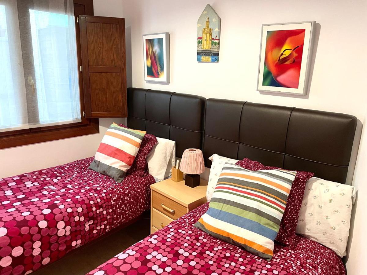 Apartamento Centro Plaza Salvador, Wifi Free& Parking Opcional セビリア エクステリア 写真