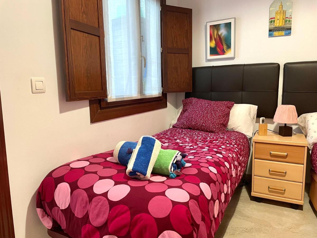 Apartamento Centro Plaza Salvador, Wifi Free& Parking Opcional セビリア エクステリア 写真