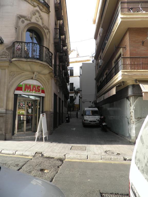 Apartamento Centro Plaza Salvador, Wifi Free& Parking Opcional セビリア エクステリア 写真
