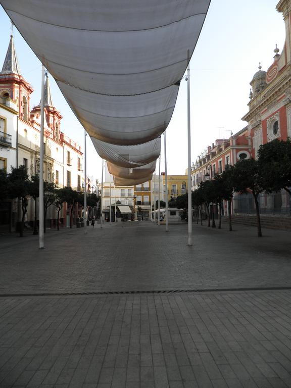 Apartamento Centro Plaza Salvador, Wifi Free& Parking Opcional セビリア エクステリア 写真