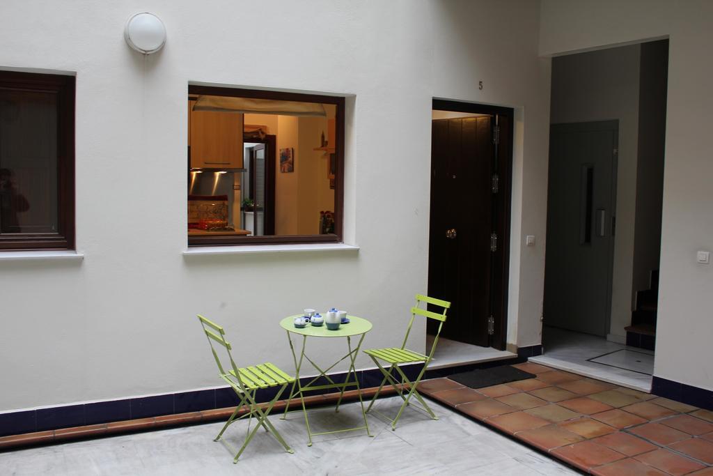 Apartamento Centro Plaza Salvador, Wifi Free& Parking Opcional セビリア エクステリア 写真